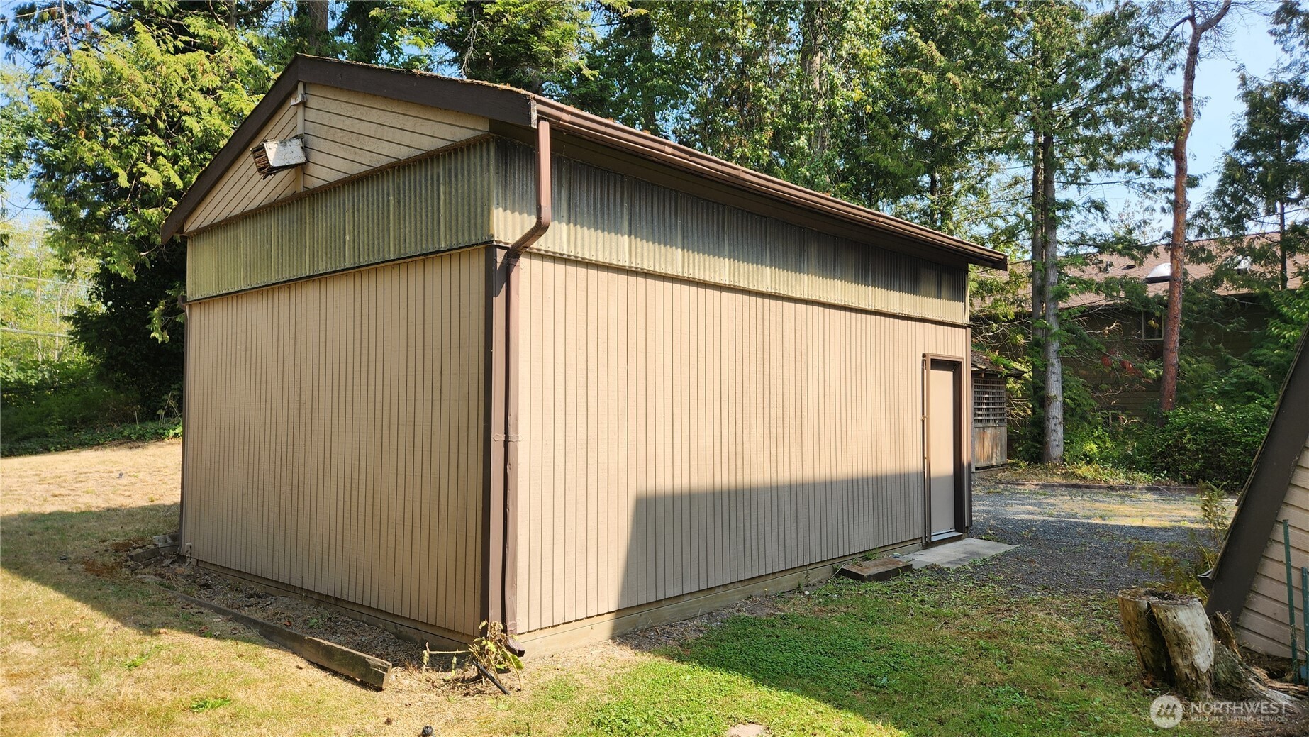 5556 Salish Road