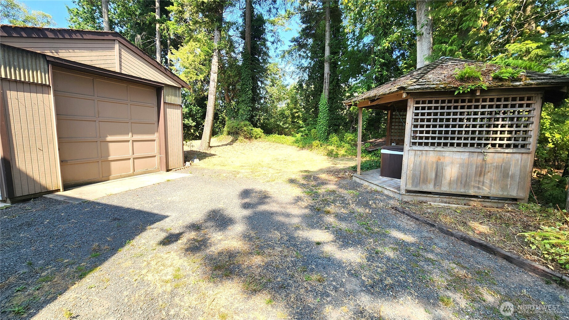 5556 Salish Road