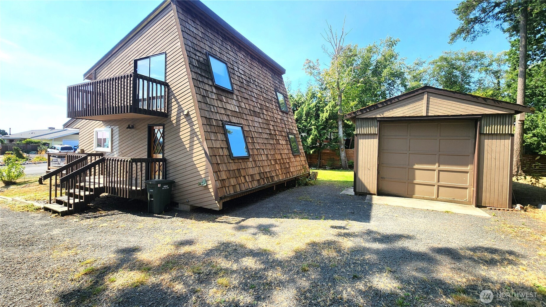 5556 Salish Road