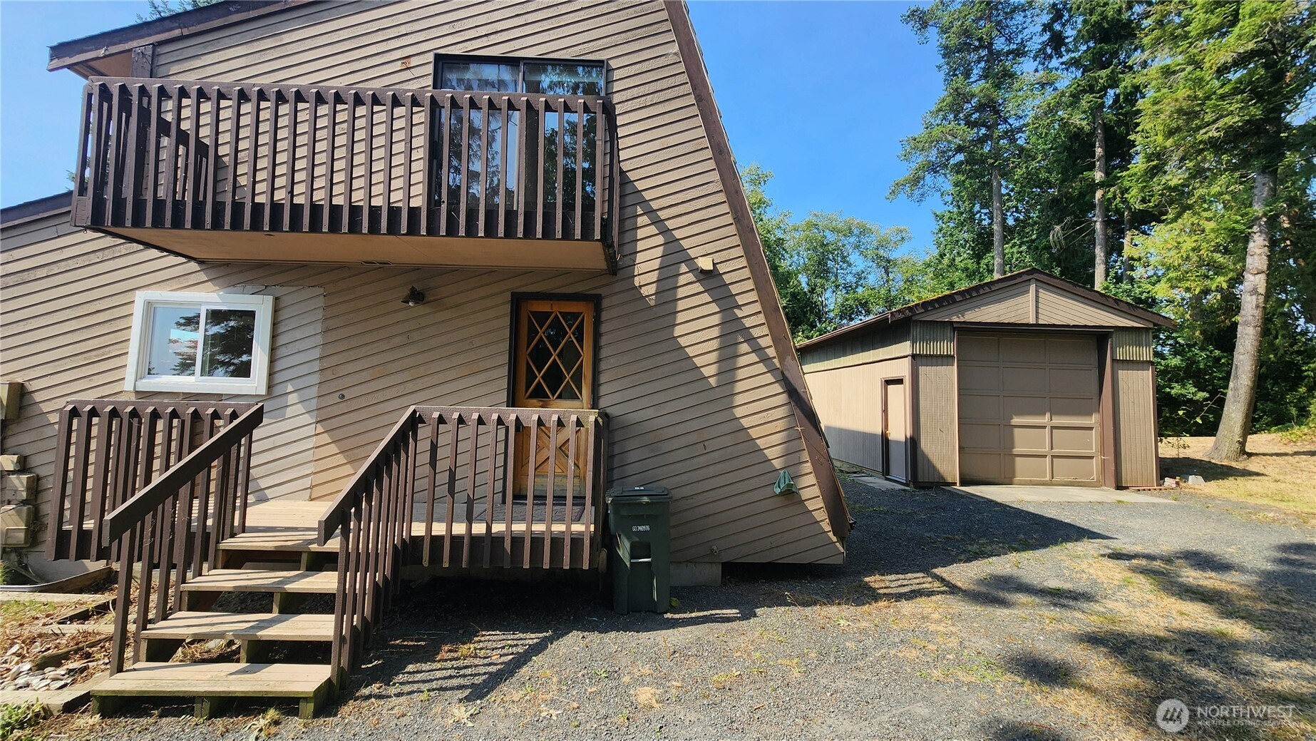 5556 Salish Road
