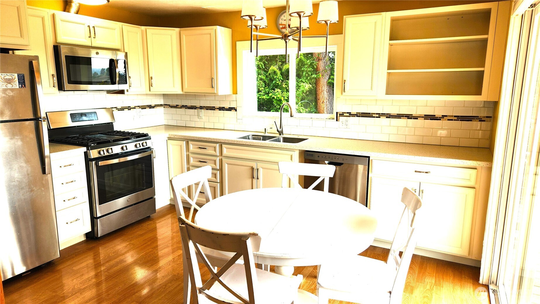 5556 Salish Road