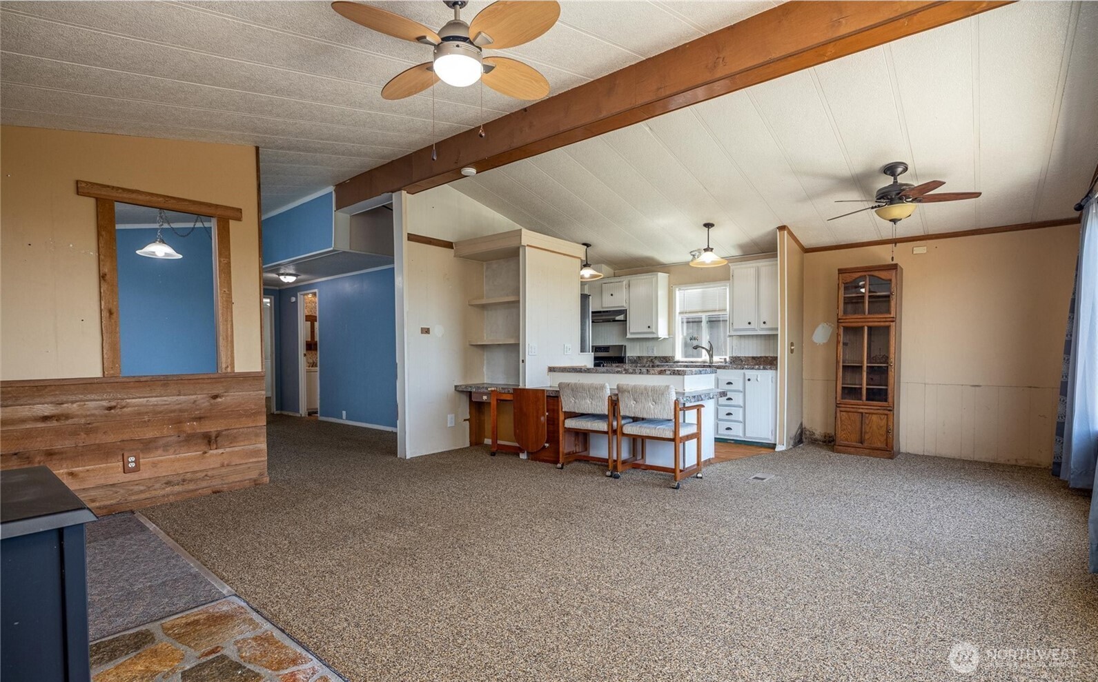 7515 Sunset Drive