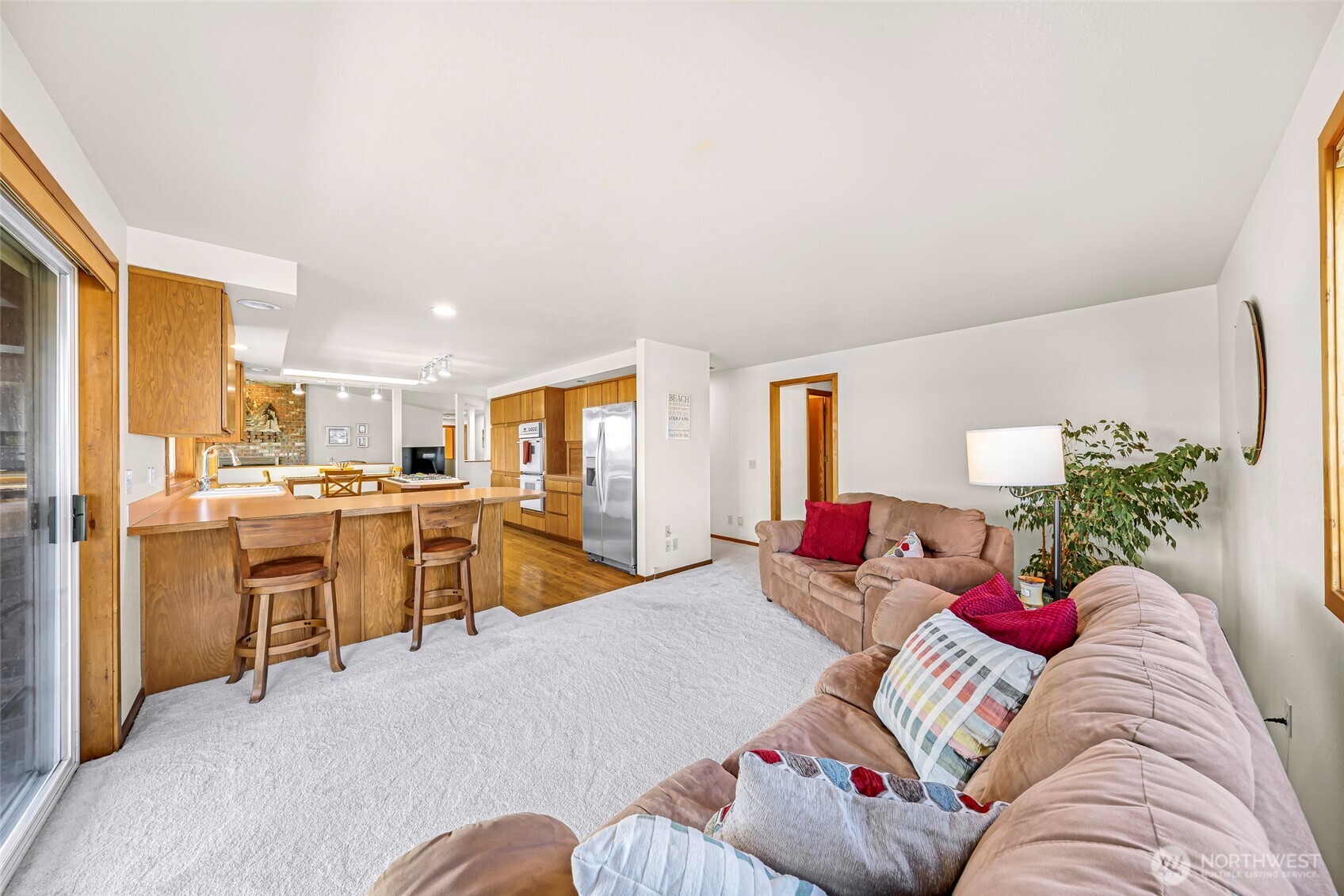 8059 Comox Road