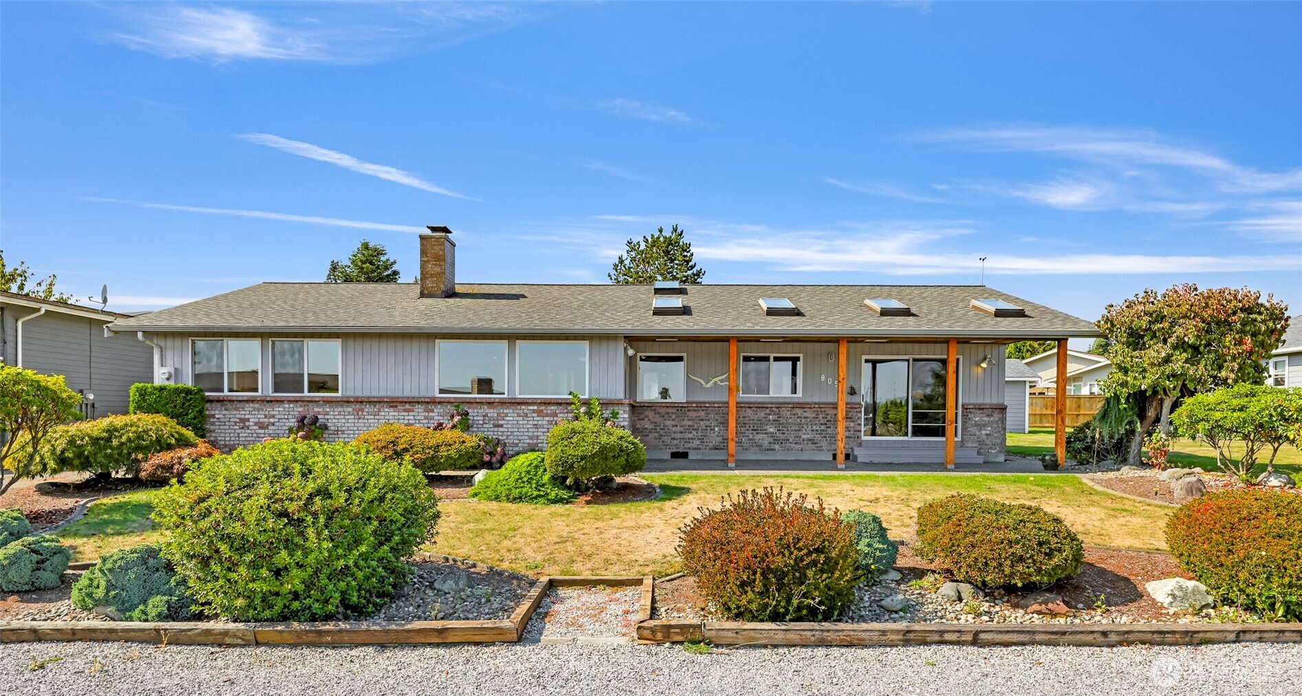 8059 Comox Road