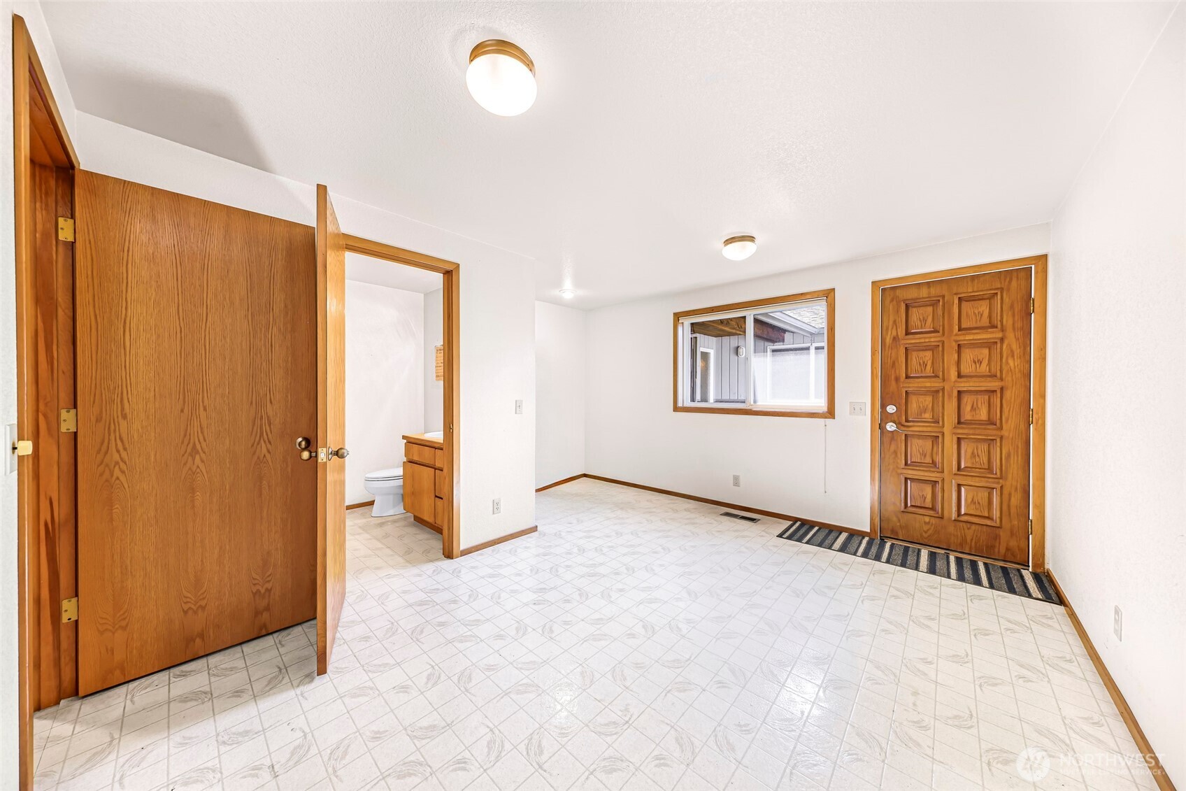 8059 Comox Road