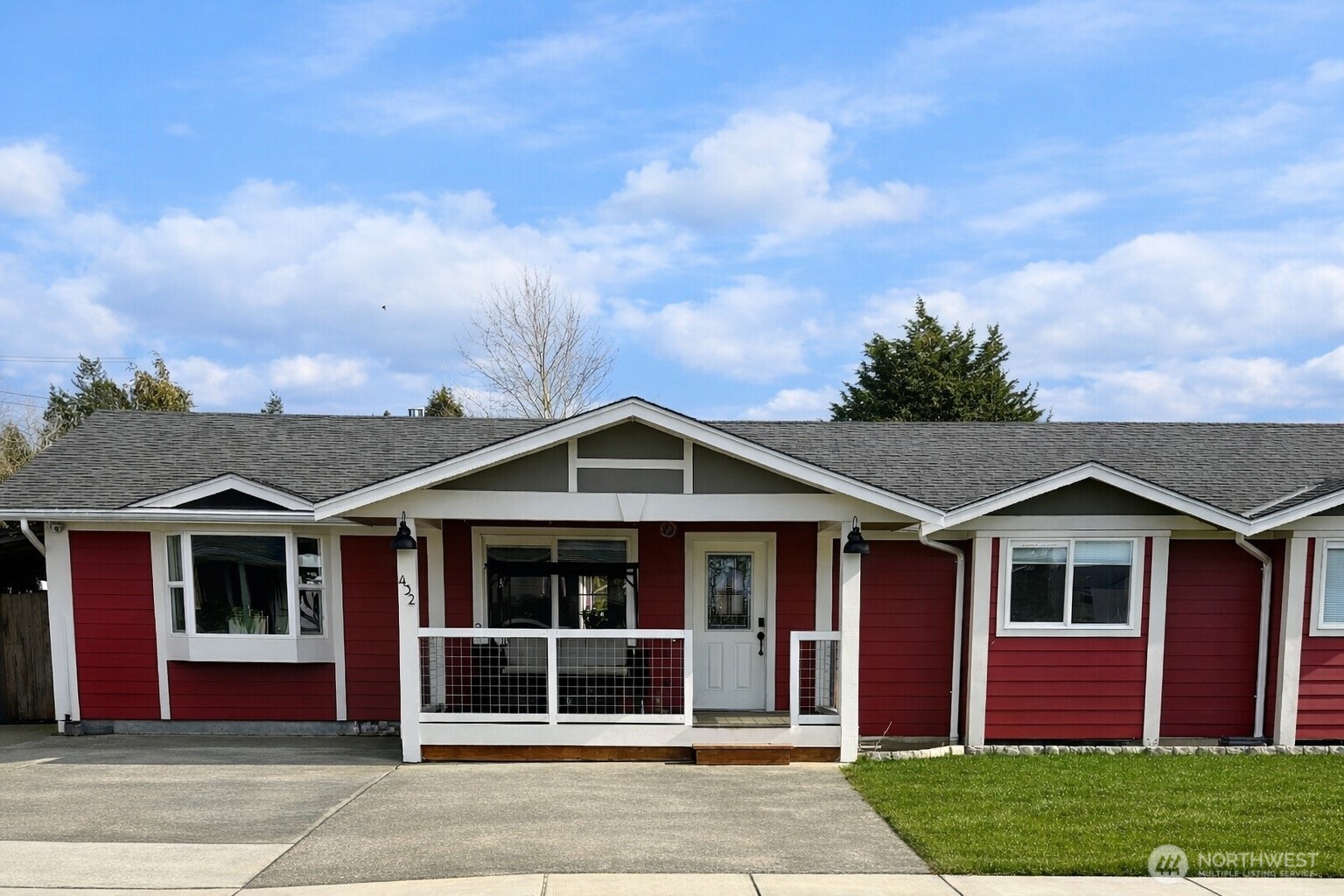 432 8th Street
