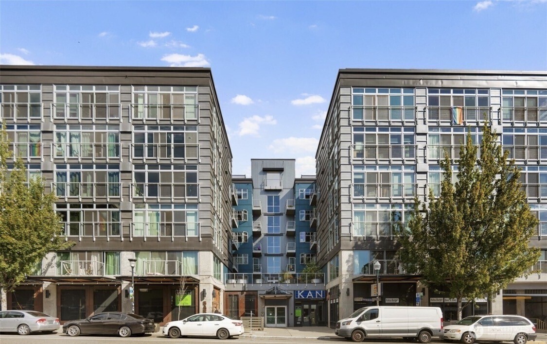 1414 12th Avenue Unit: 411