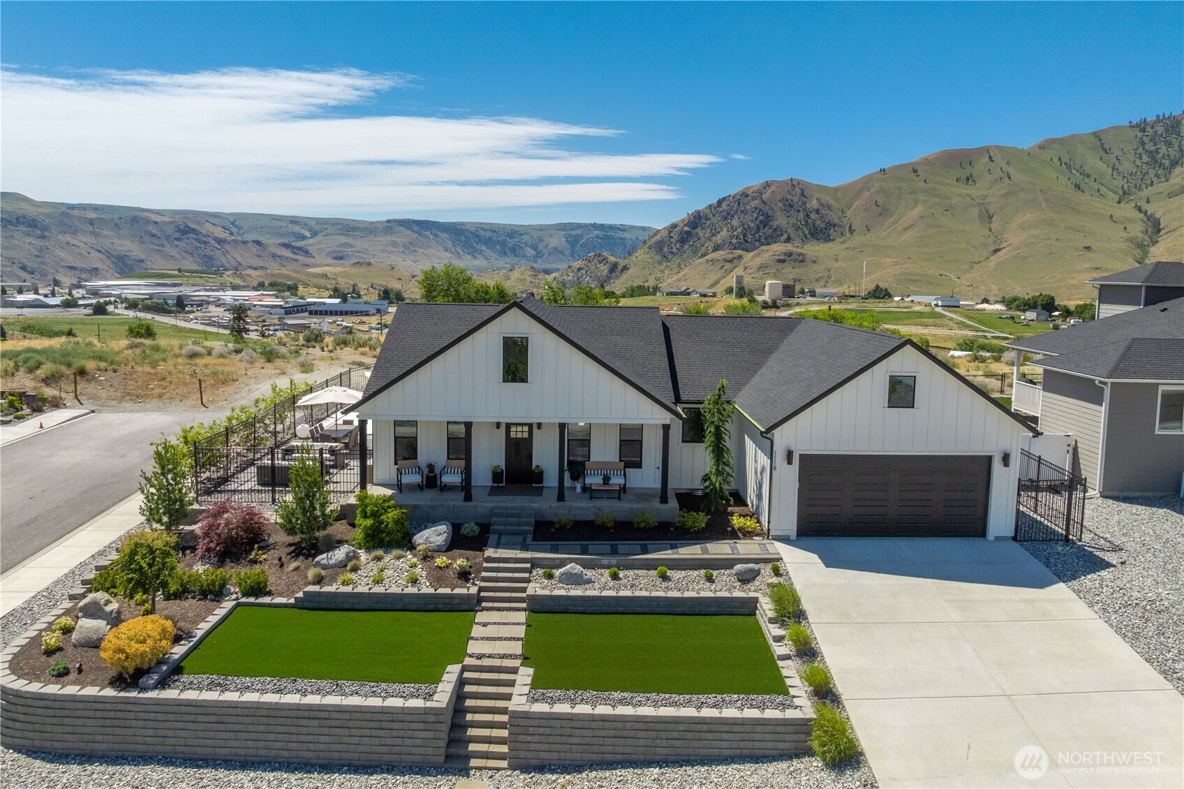 1118 Sunset Lane