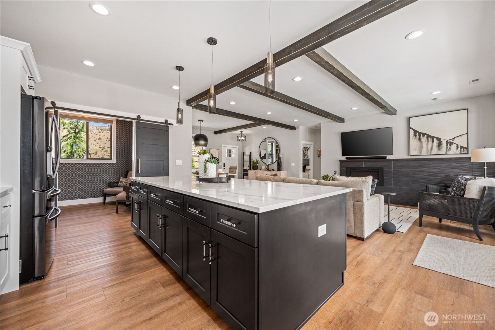 1118 Sunset Lane