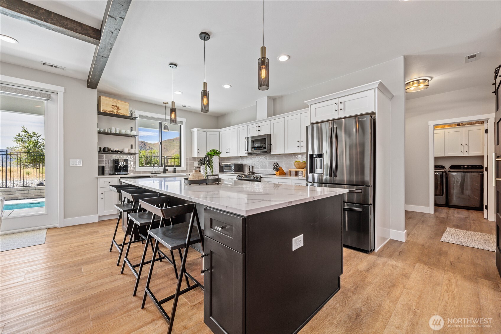 1118 Sunset Lane
