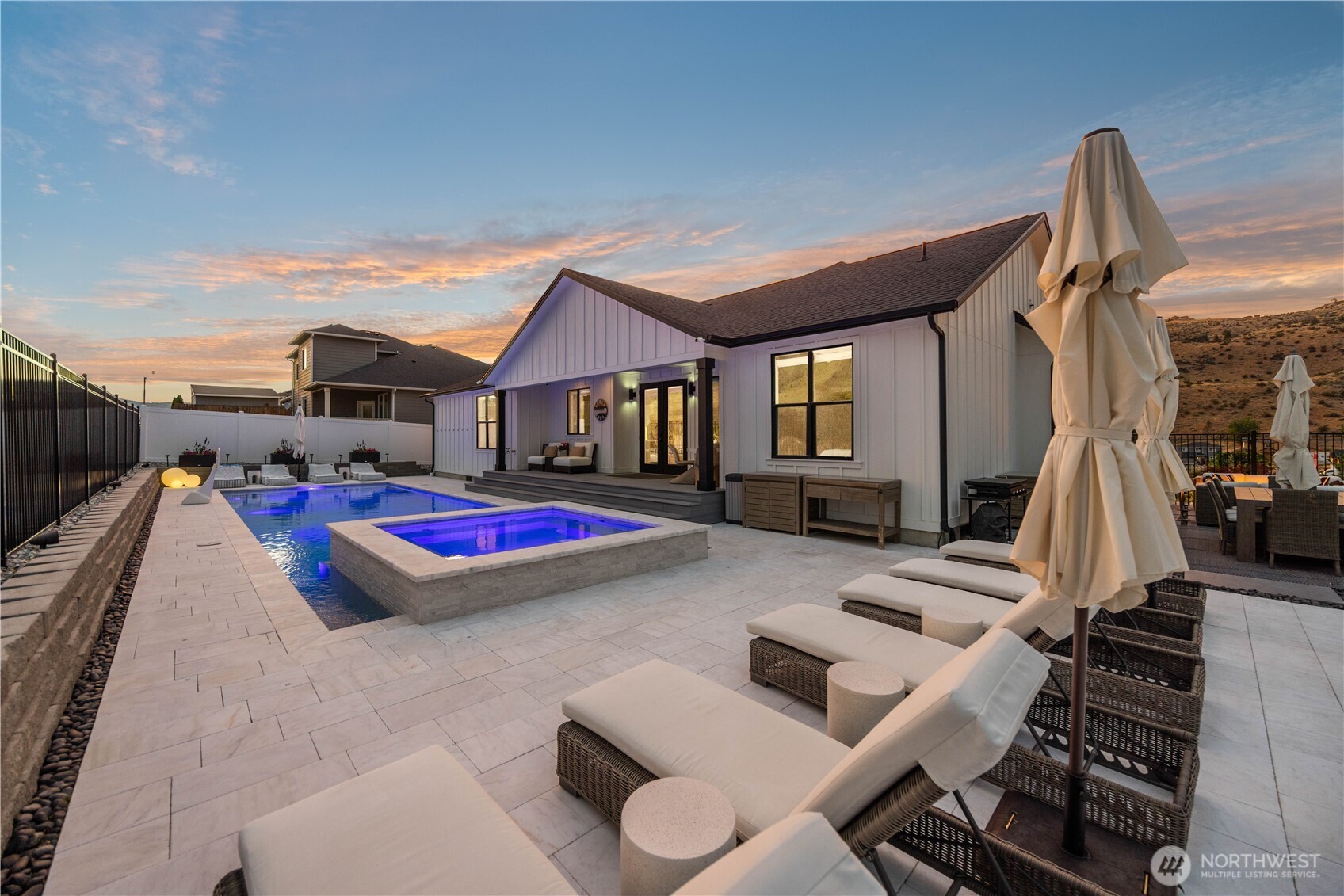 1118 Sunset Lane
