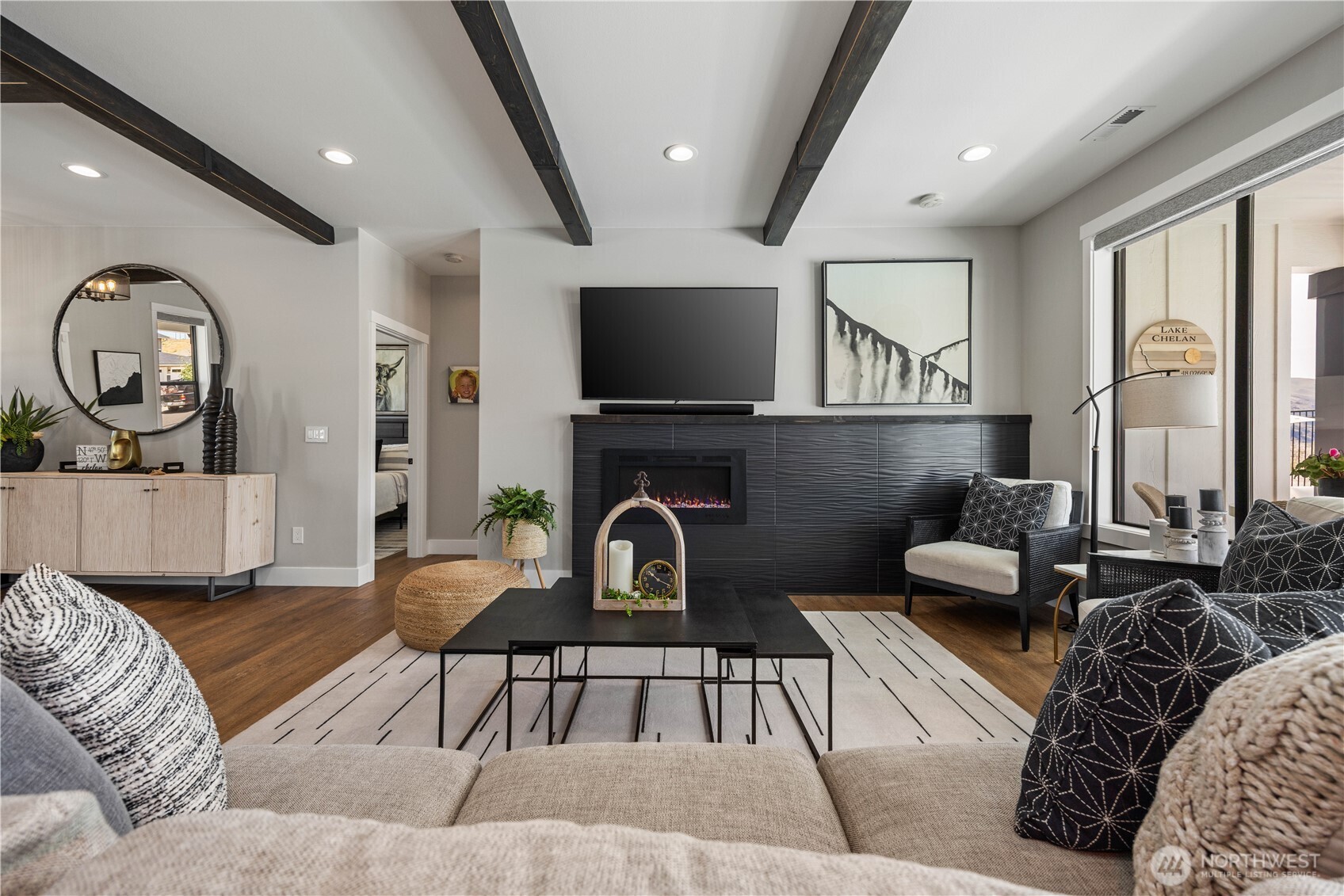1118 Sunset Lane