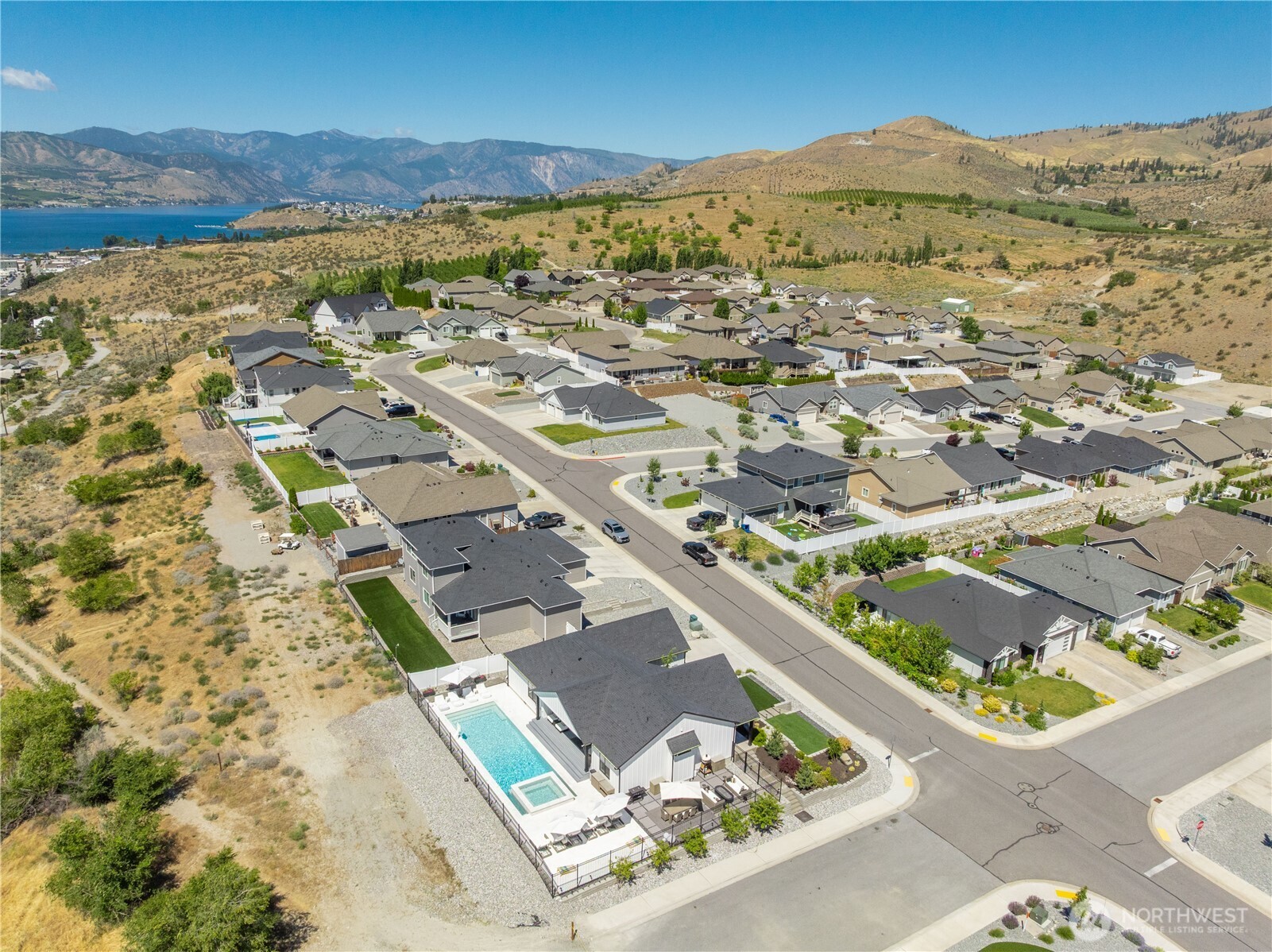 1118 Sunset Lane