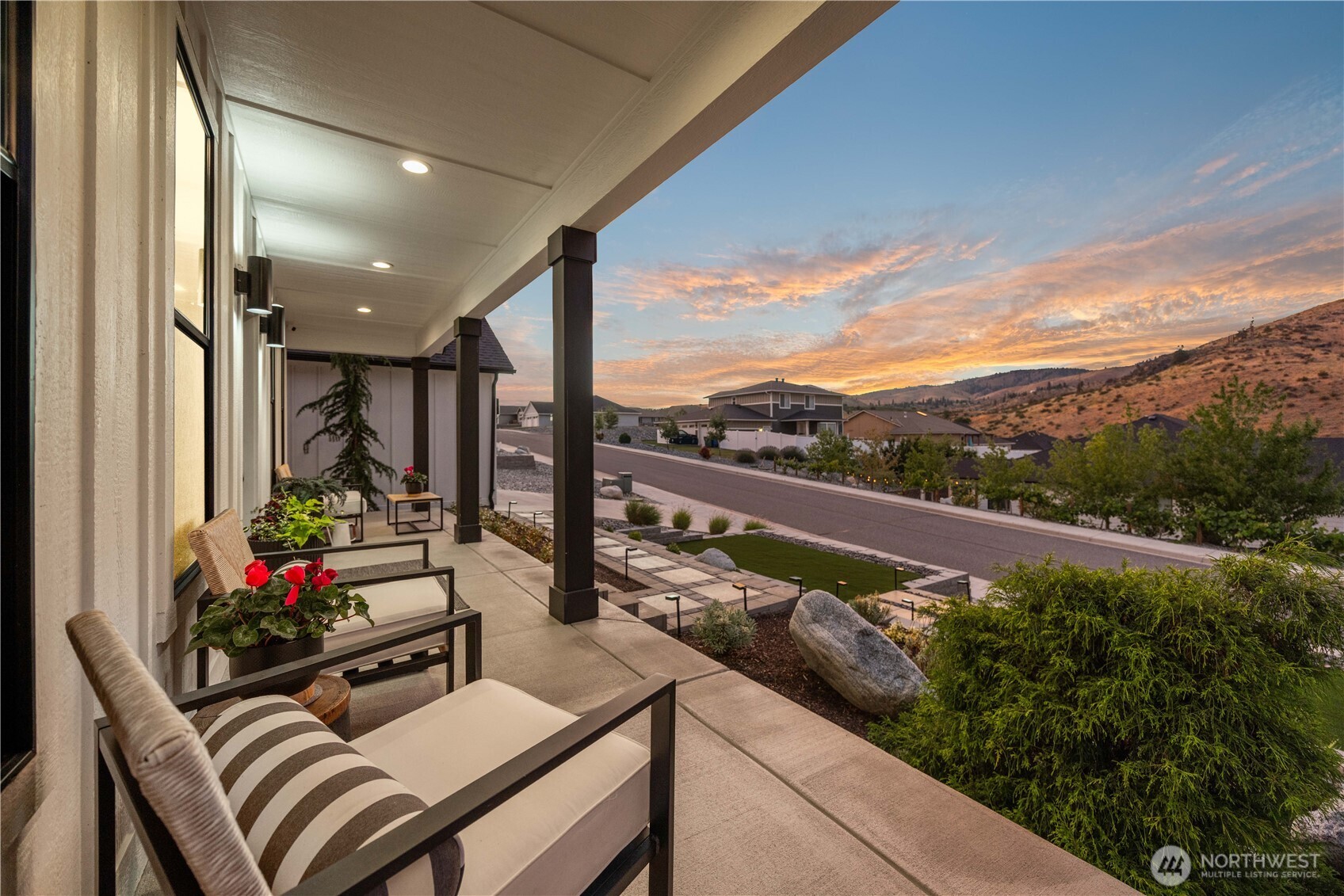 1118 Sunset Lane