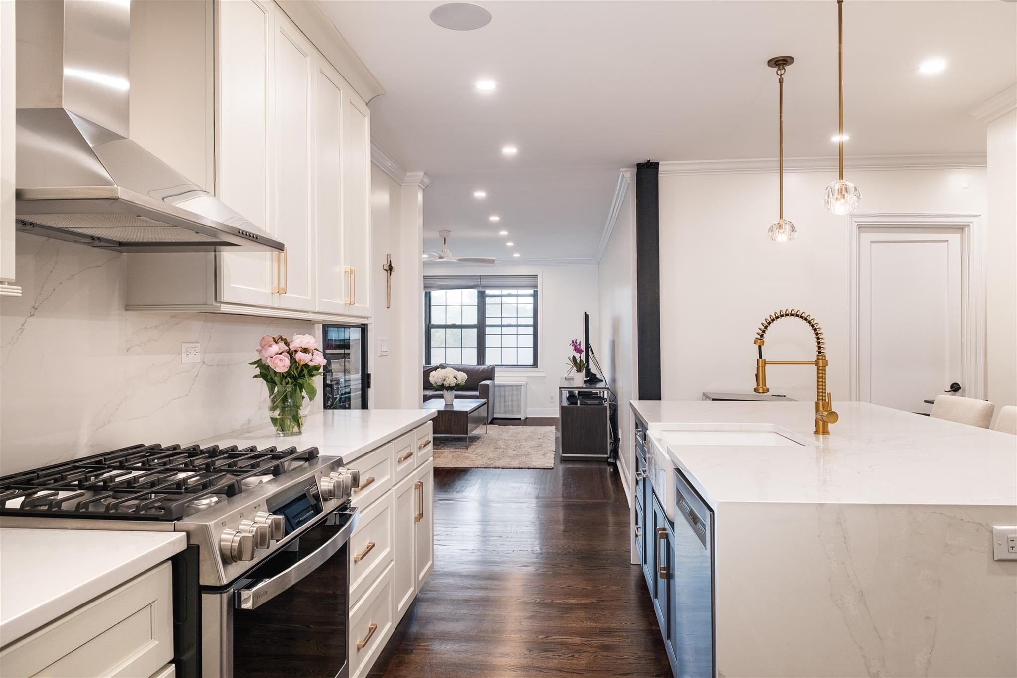105 Garth Road Unit: 6F 1&2