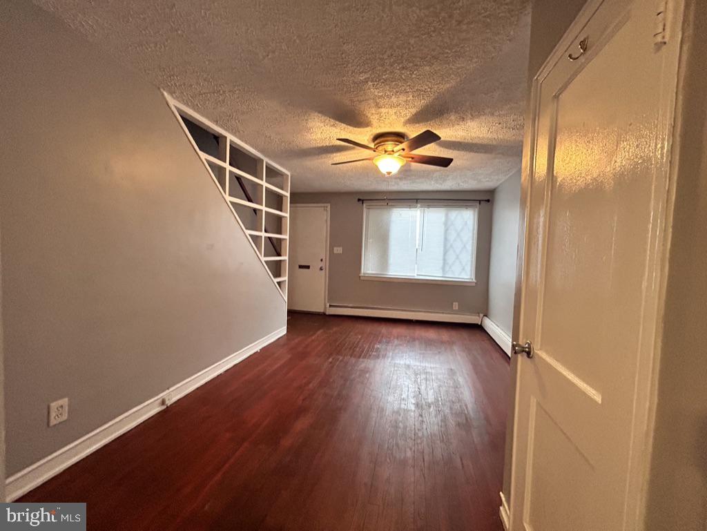 2851 Edgecombe Cir N