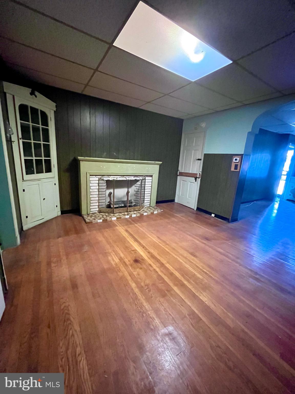 507 E Cold Spring Ln