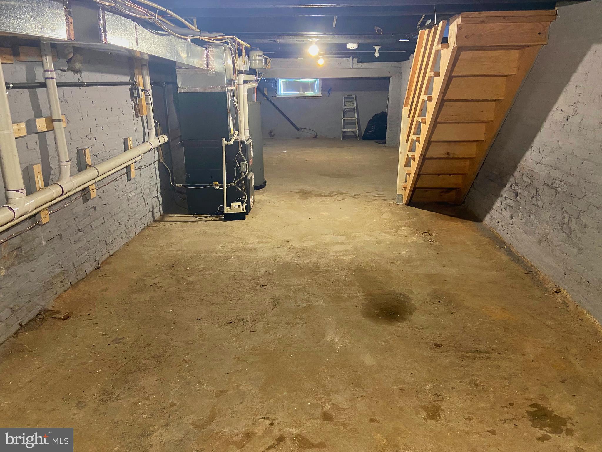 1604 CLIFTVIEW AVENUE