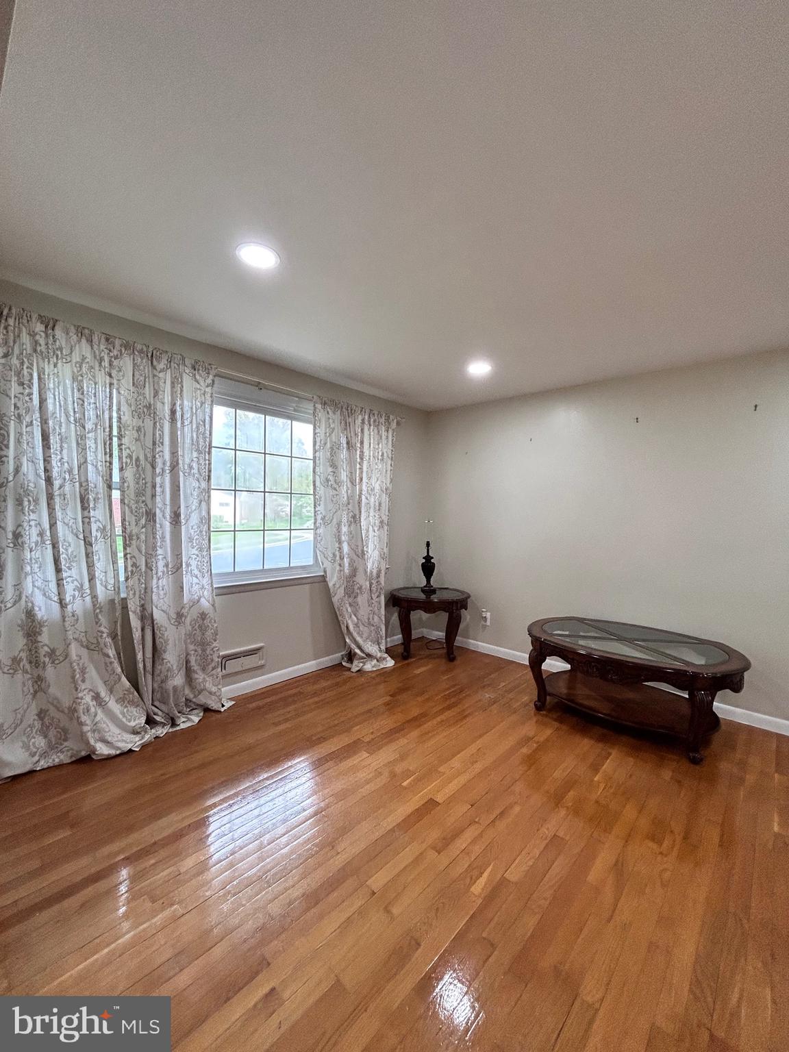 3720 Sonara Rd