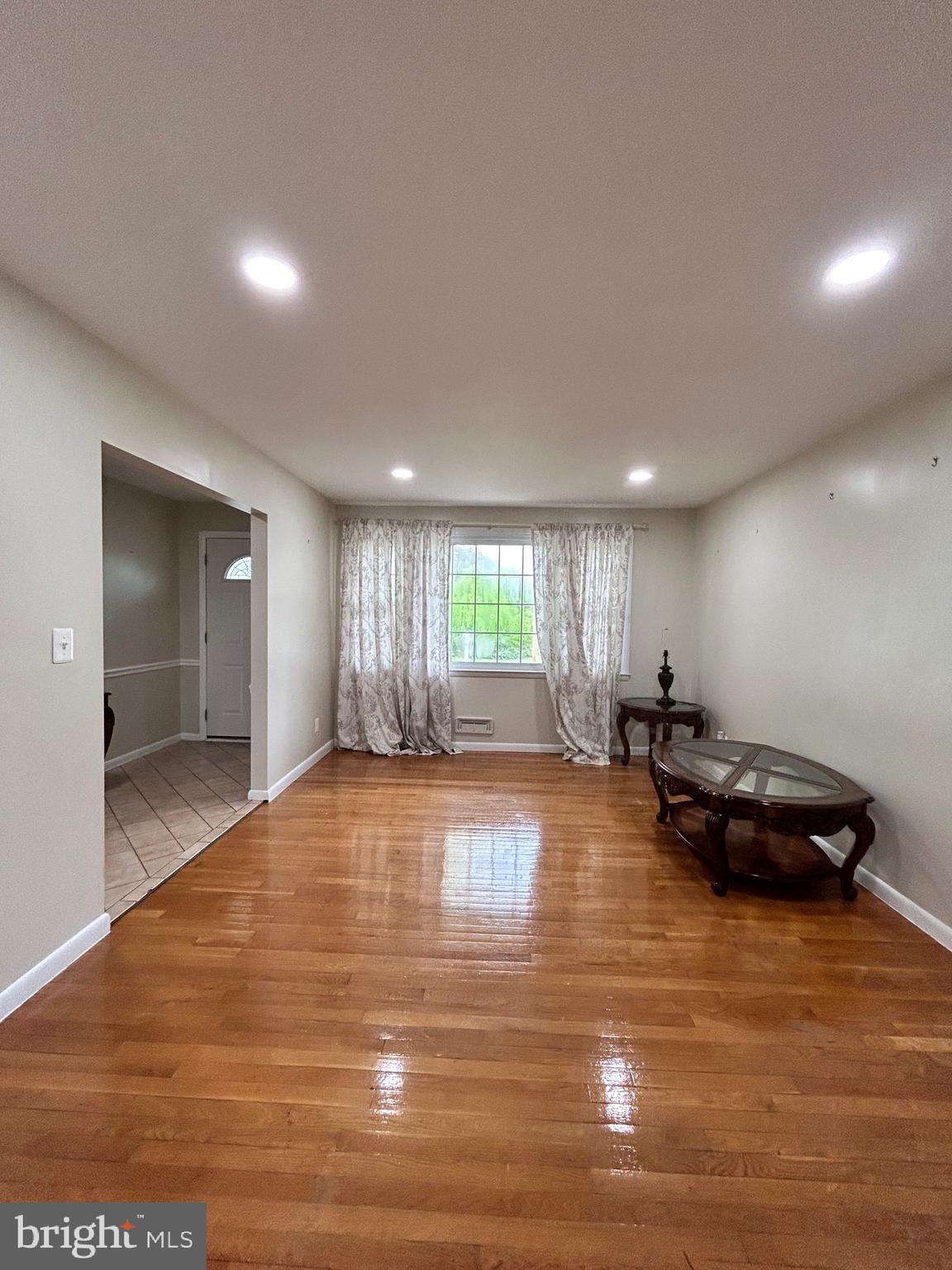 3720 Sonara Rd