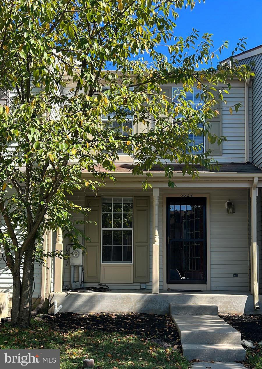 2243 RIDING CROP WAY