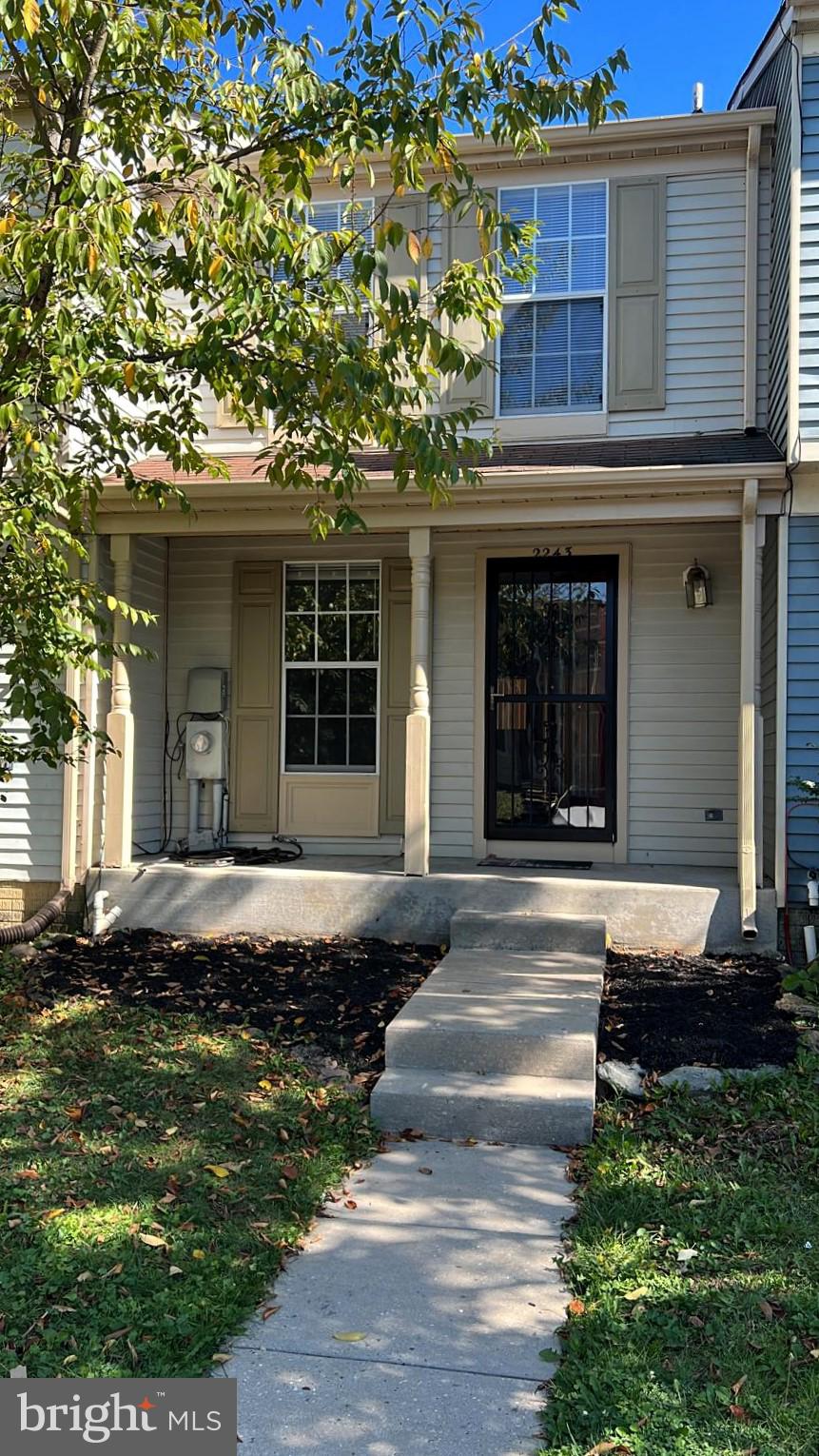 2243 RIDING CROP WAY