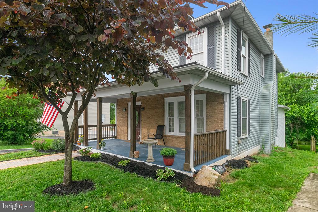 918 S Main St
