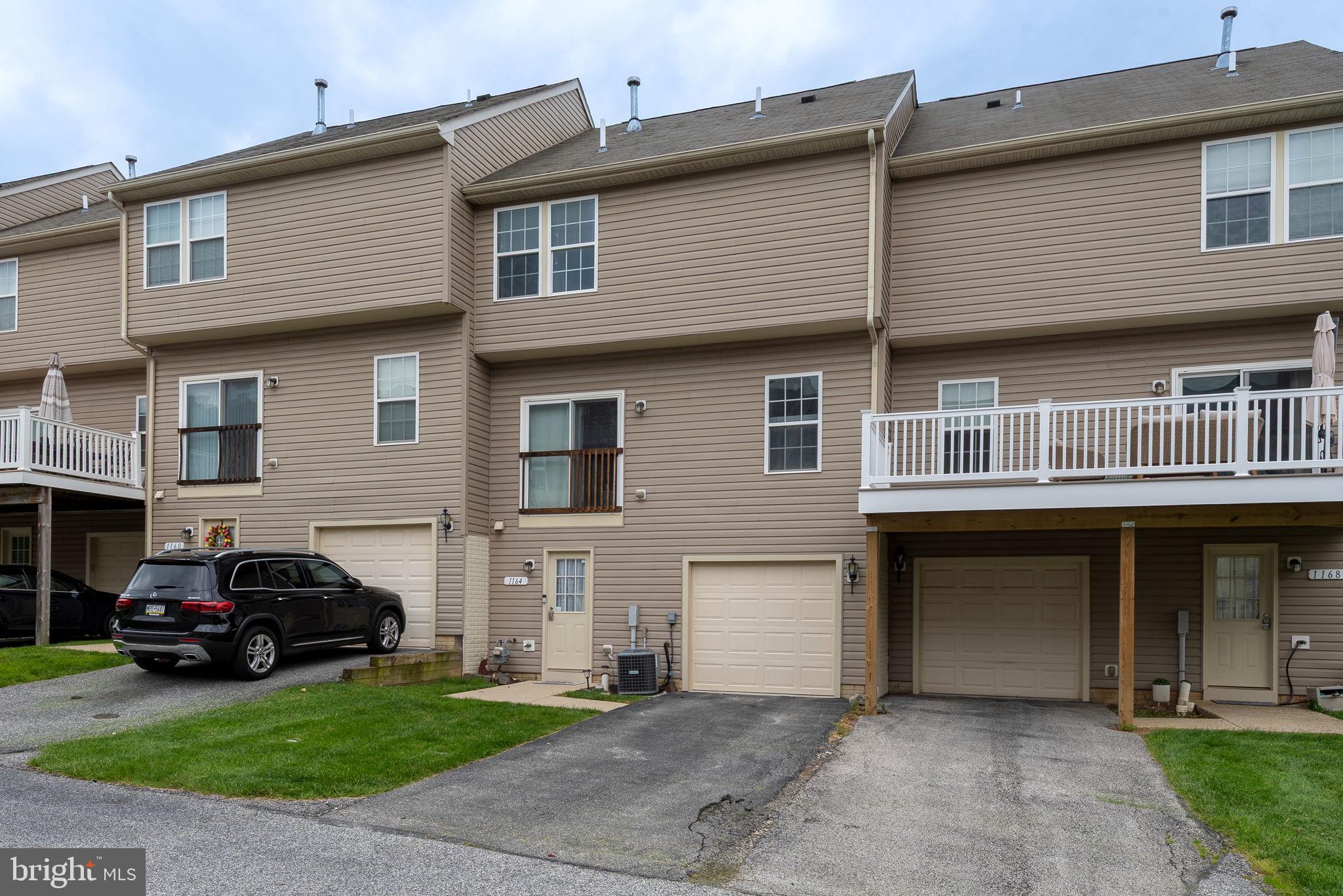 1164 Blue Bird Ln #23