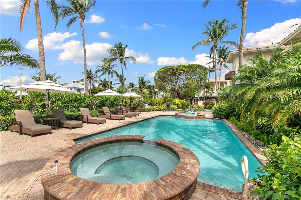 313 7th AVE S Unit: 601