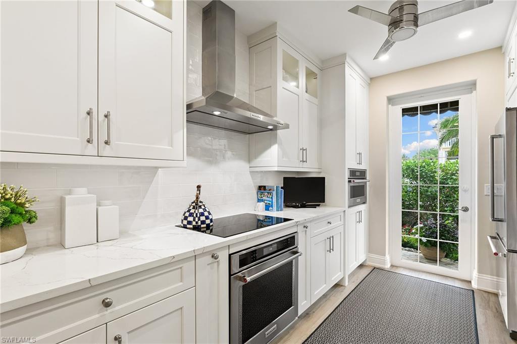 313 7th AVE S Unit: 601