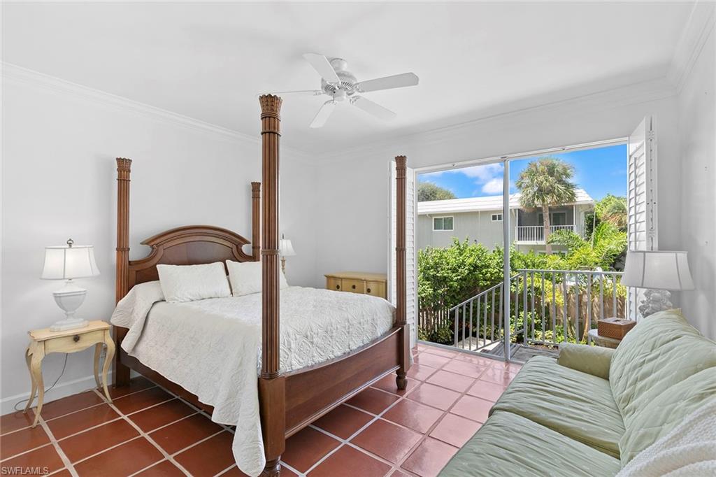 1136 6th ST S Unit: 5