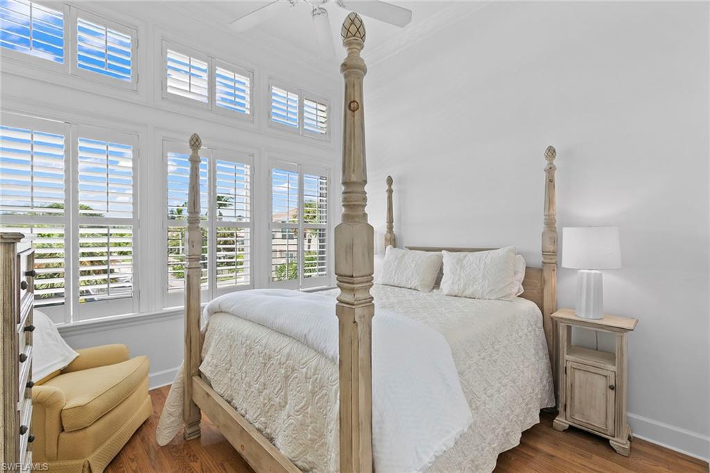 1136 6th ST S Unit: 5