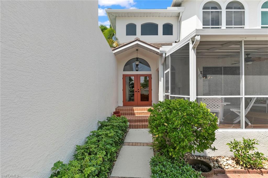 1136 6th ST S Unit: 5