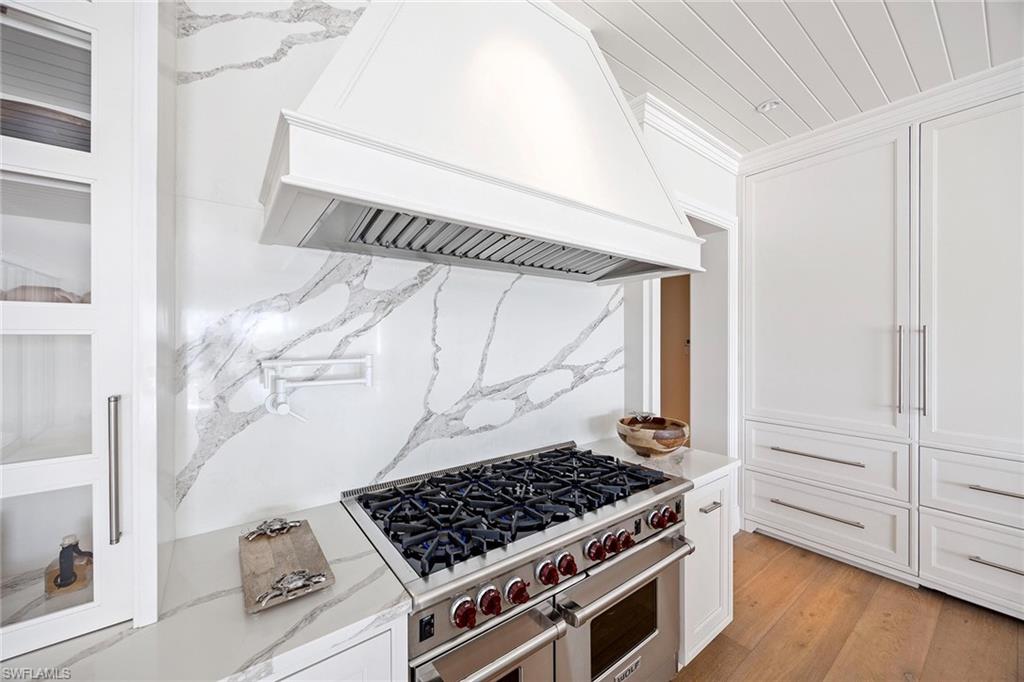 221 Aqua CT