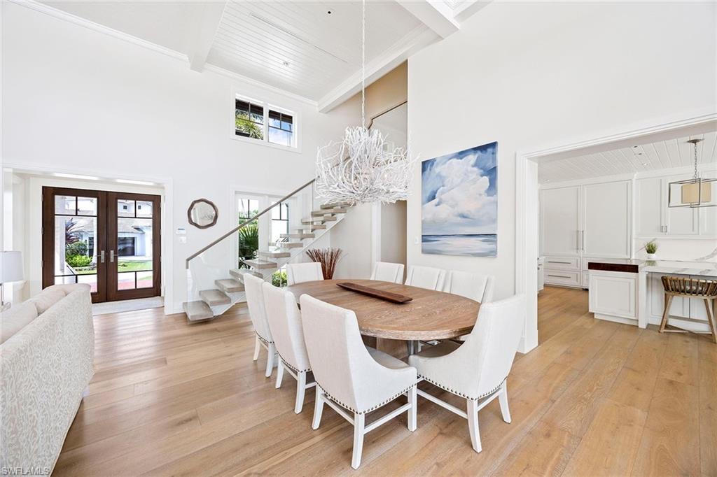 221 Aqua CT