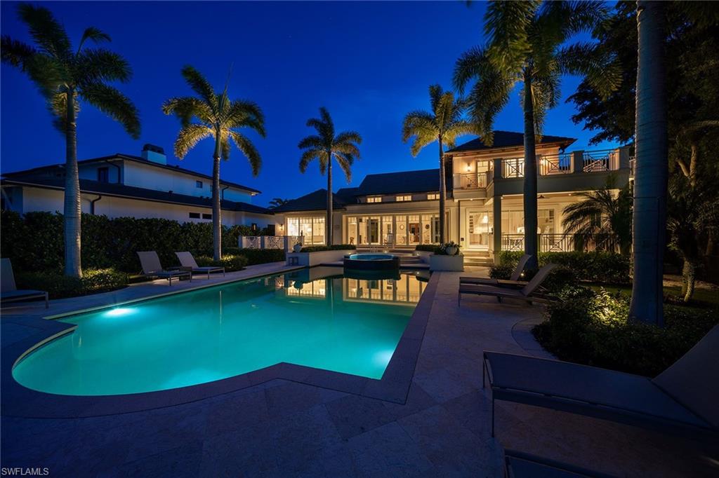 221 Aqua CT