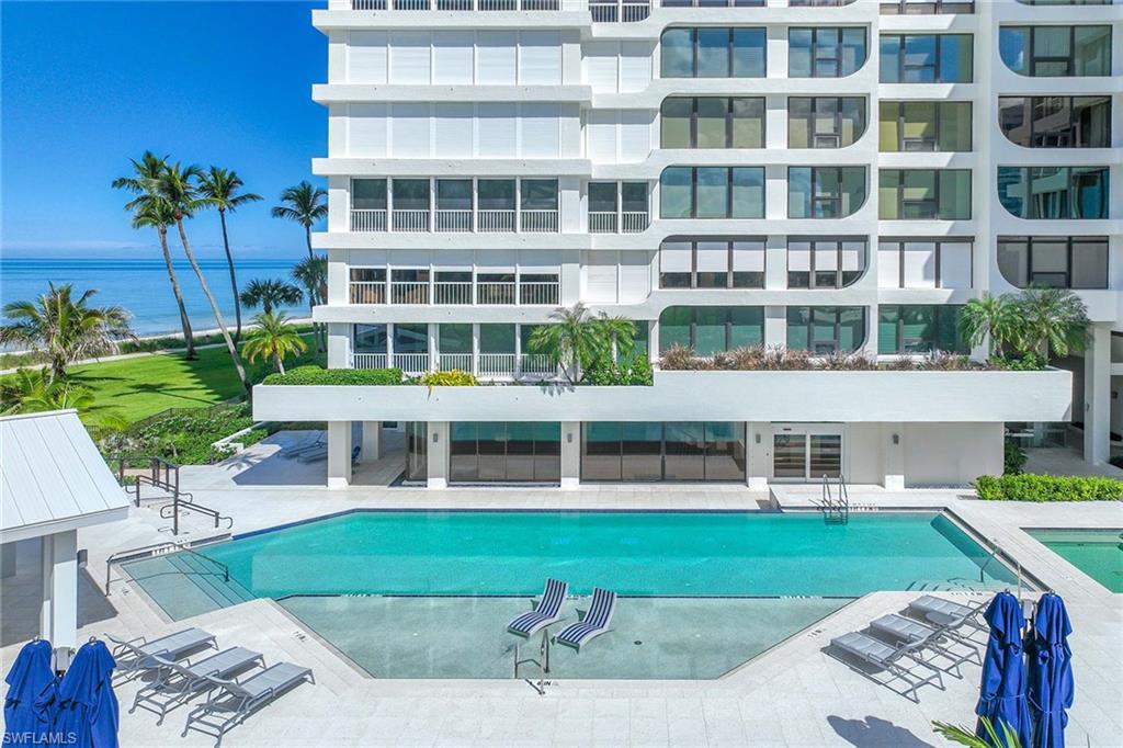 4301 Gulf Shore BLVD N # 202