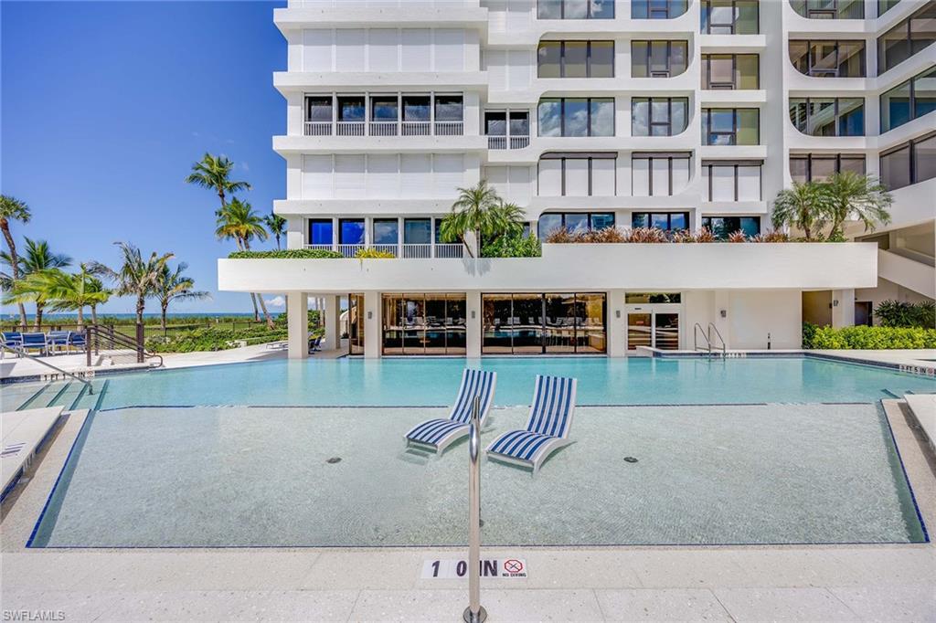4301 Gulf Shore BLVD N # 202