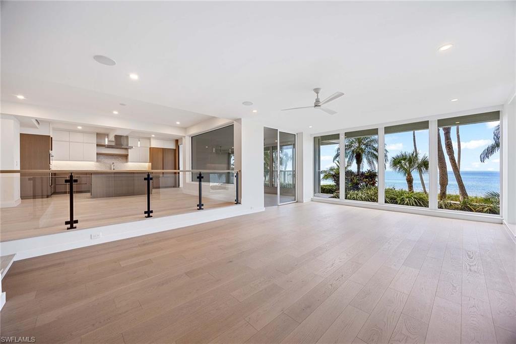 4301 Gulf Shore BLVD N # 202