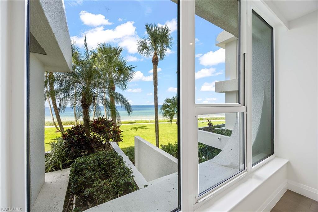 4301 Gulf Shore BLVD N # 202