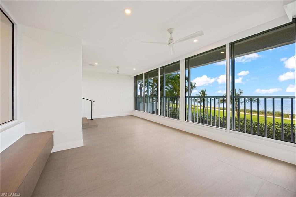 4301 Gulf Shore BLVD N # 202
