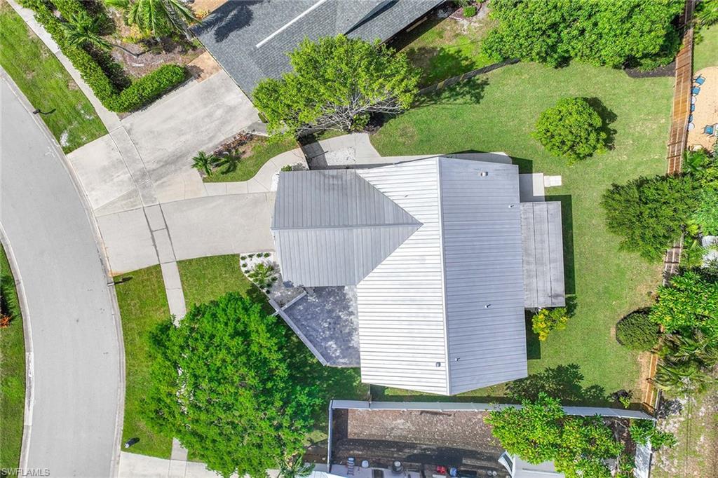 1235 Woodridge AVE