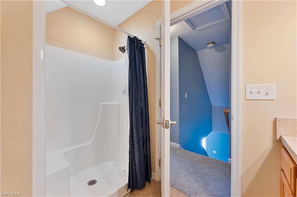 150 Leawood CIR