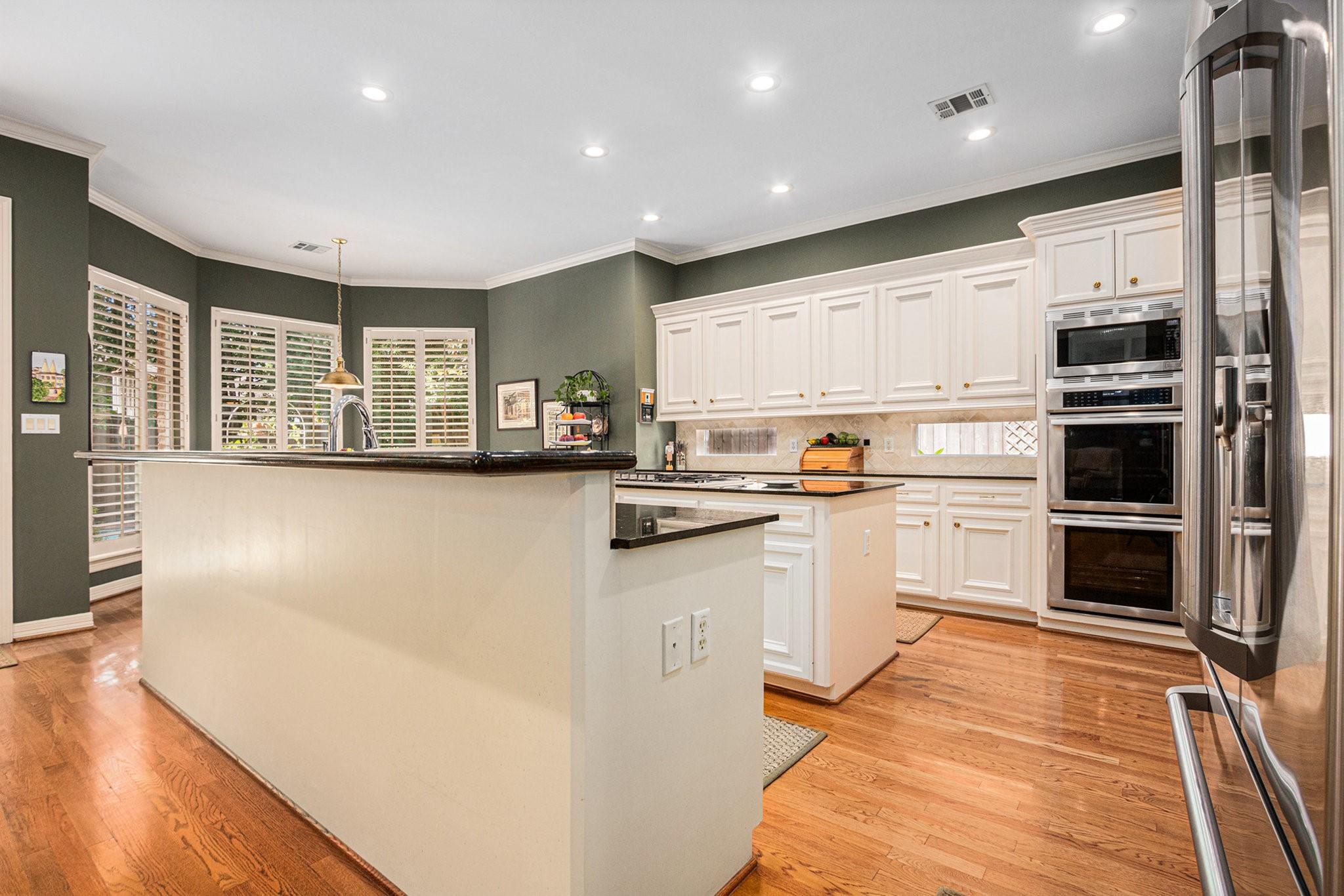 13611 N Tracewood Bend