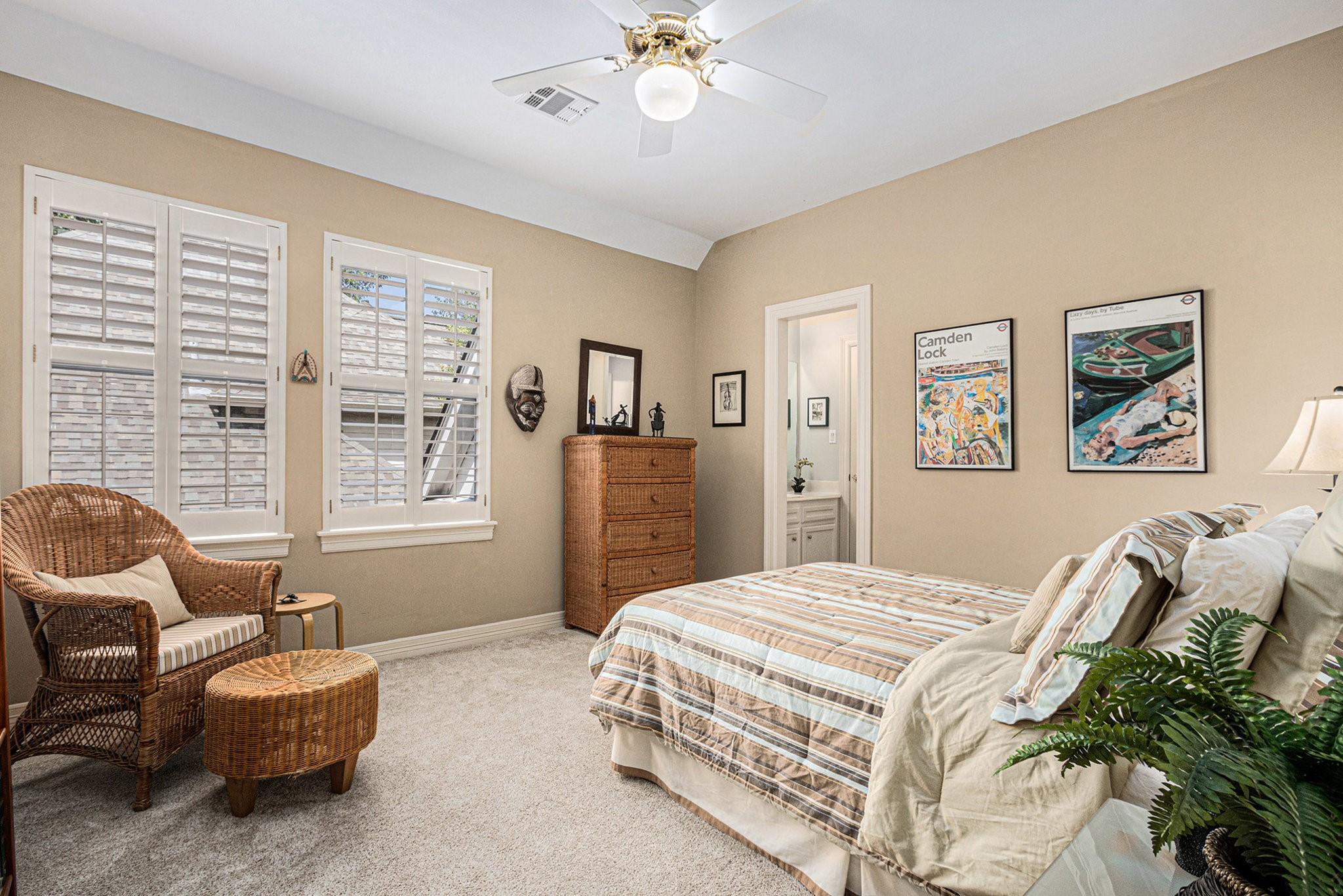 13611 N Tracewood Bend