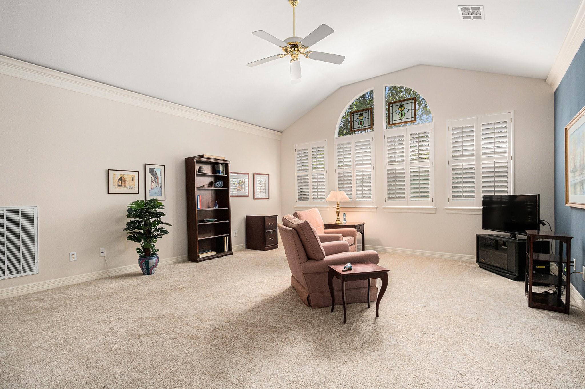 13611 N Tracewood Bend