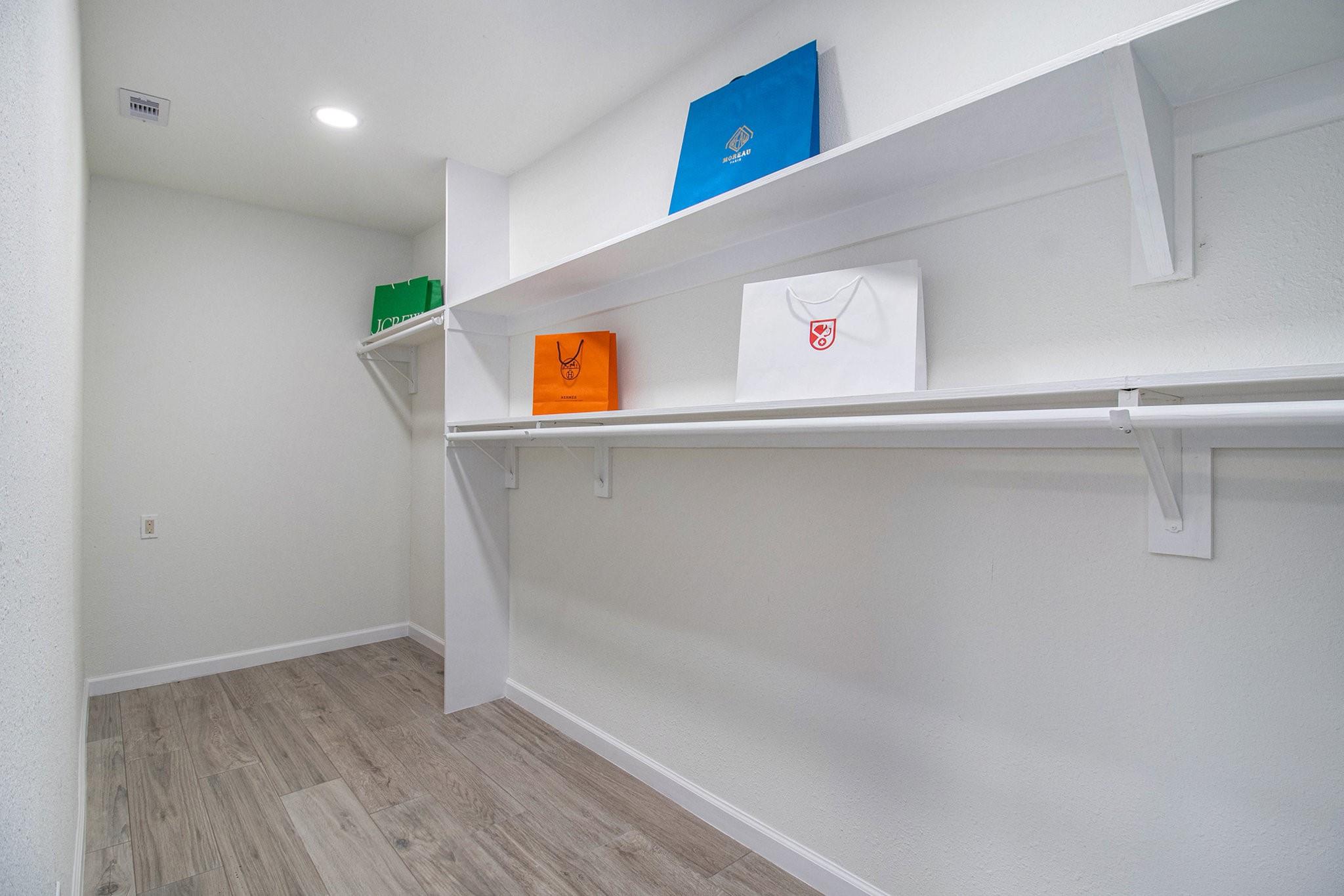 6738 Kury Lane