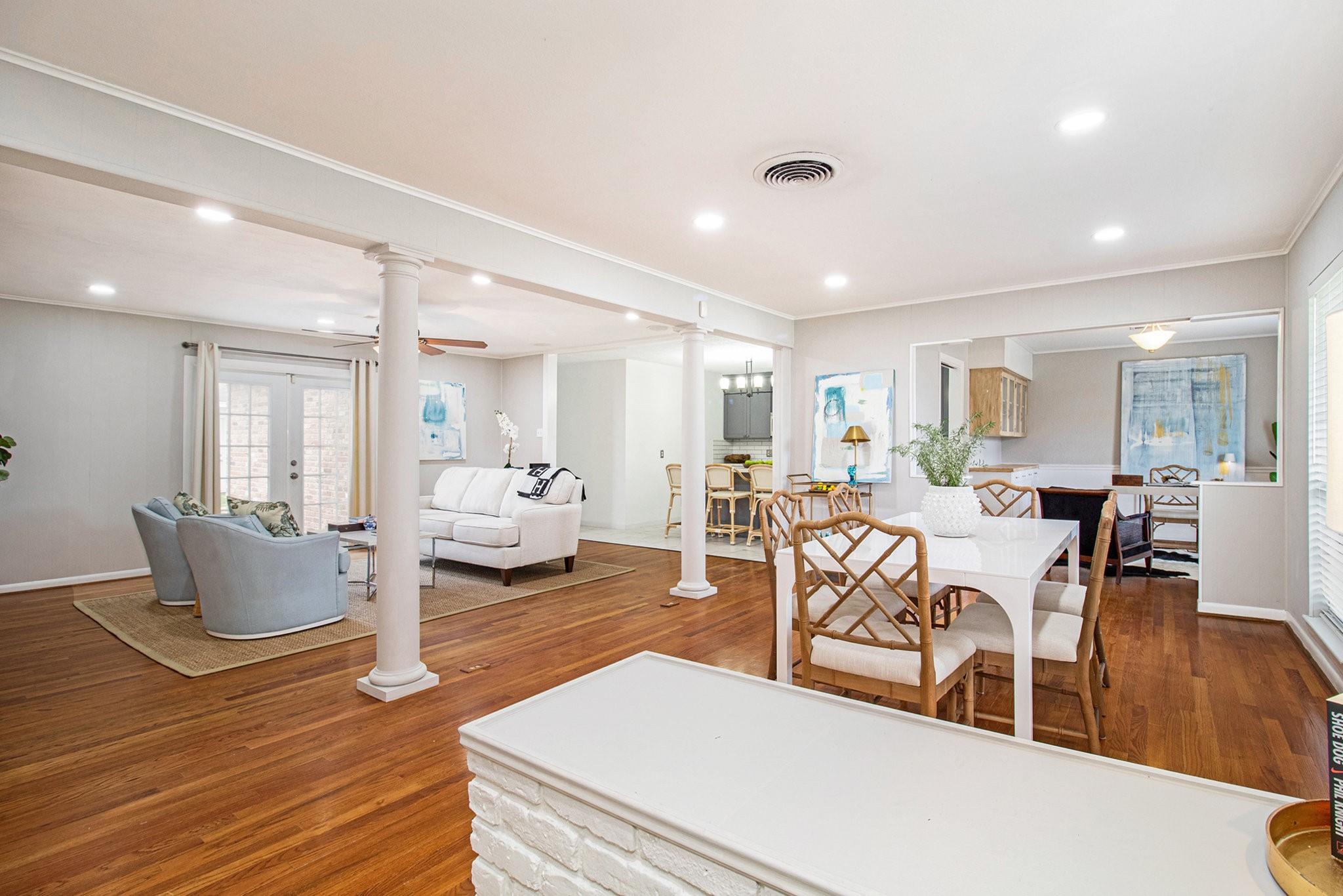 6738 Kury Lane