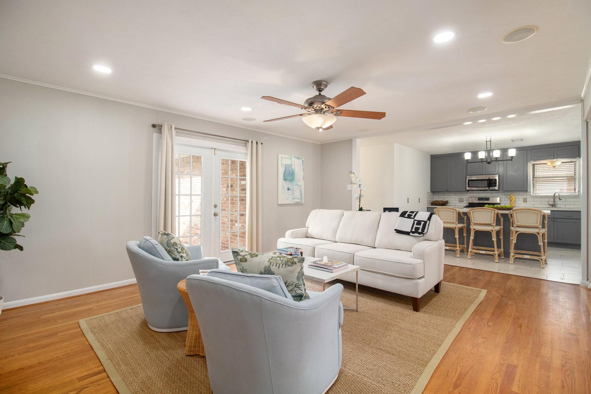 6738 Kury Lane