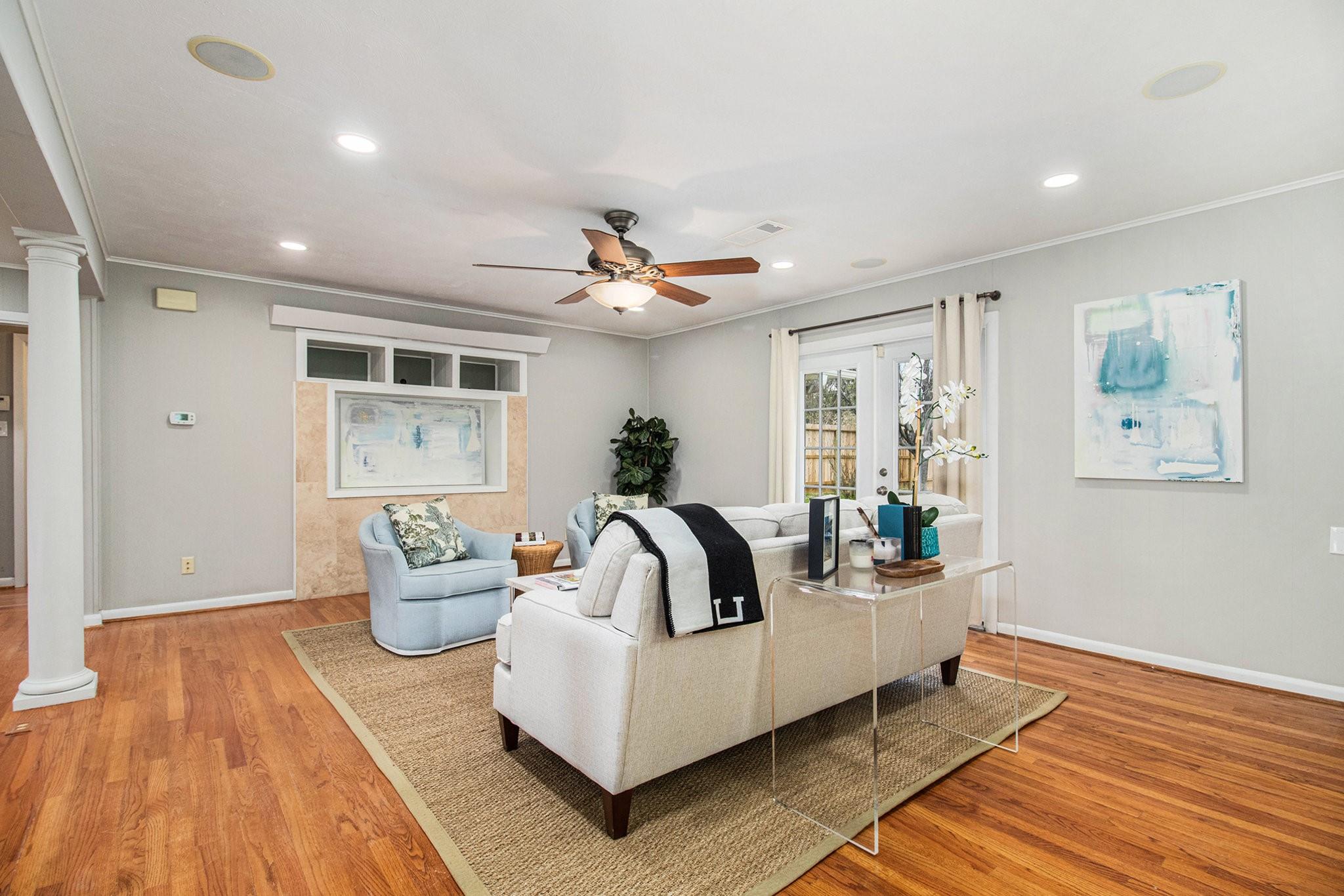 6738 Kury Lane